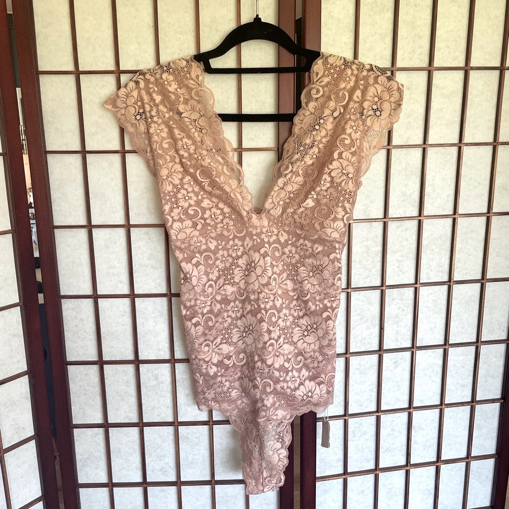 HAH Peach Bodysuit with Delicate Lace